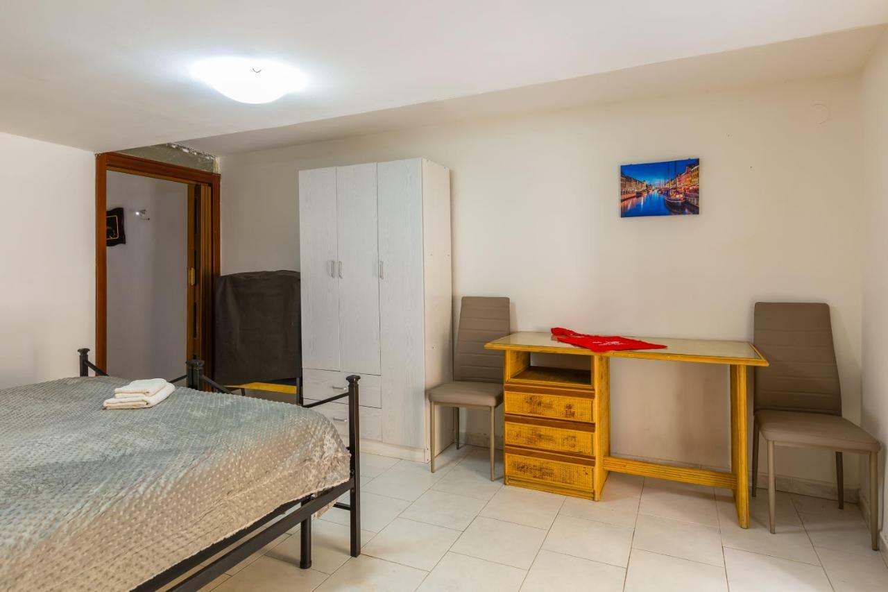 Cirillo 60 Apartment Naples Exterior photo